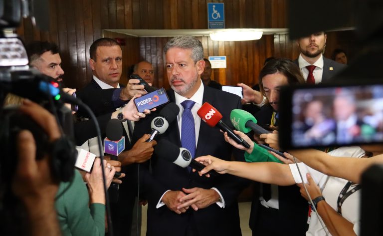 Coletiva de Imprensa. Presidente da Câmara dos Deputados, Arthur Lira